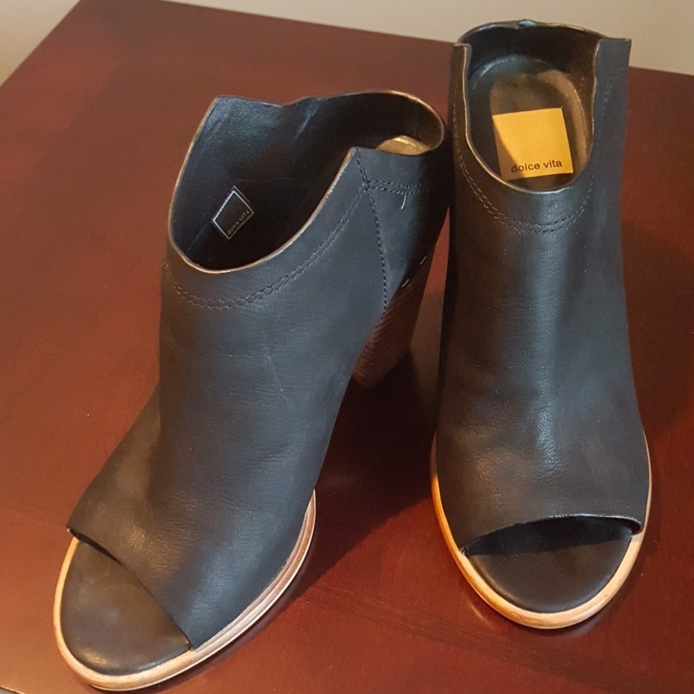 Dolce Vita shoes